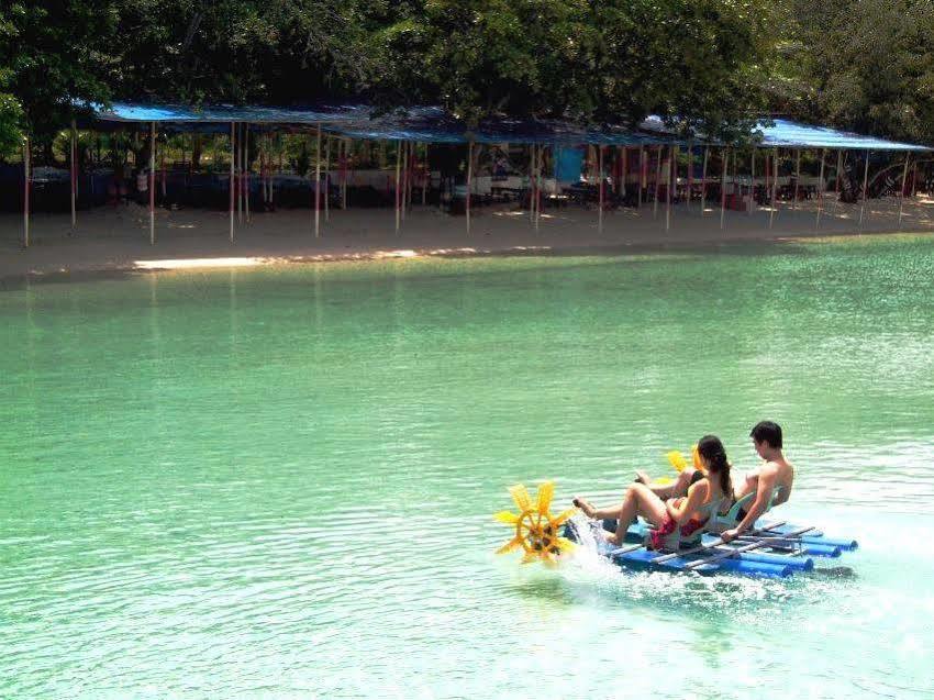 Paradise Island Park & Beach Resort Samal Exteriér fotografie